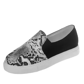 Chicvane Snakeskin Printed Slip-On Round Toe Platform Loafers
