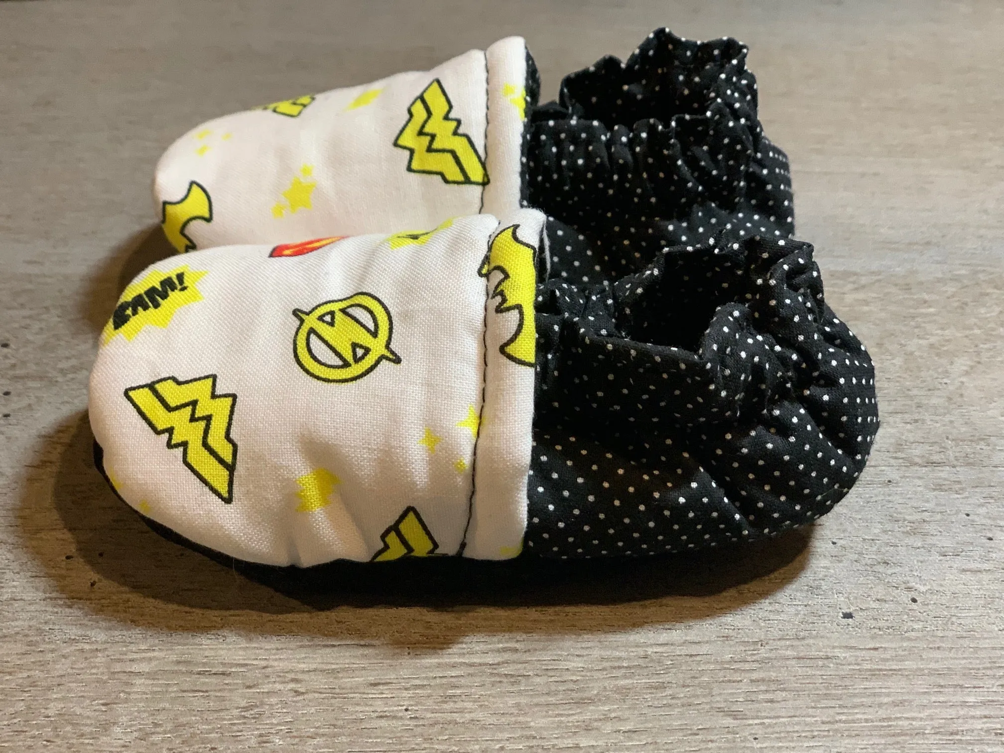 DC Superheroes Polka Dot