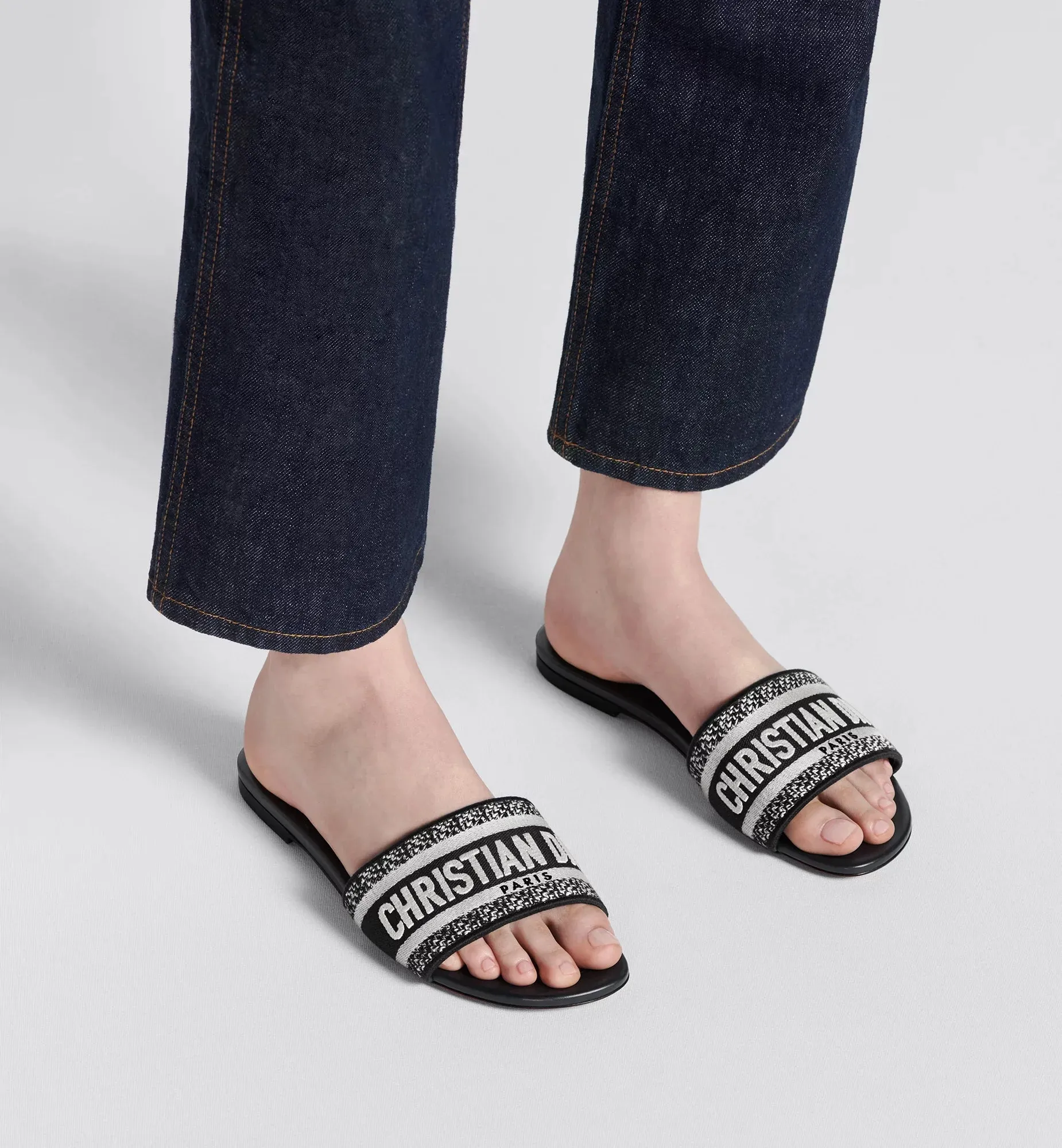 Dway Stylish Ease Slide