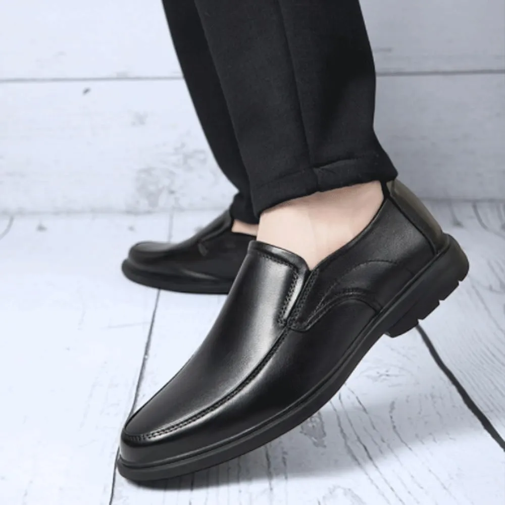 Genuine Leather Men Shoes Luxury Trendy Casual Slip on Formal Loafers Men Moccasins Italian Male Driving Shoes Flat Anti-Slip Low Top Non Slip Prom
