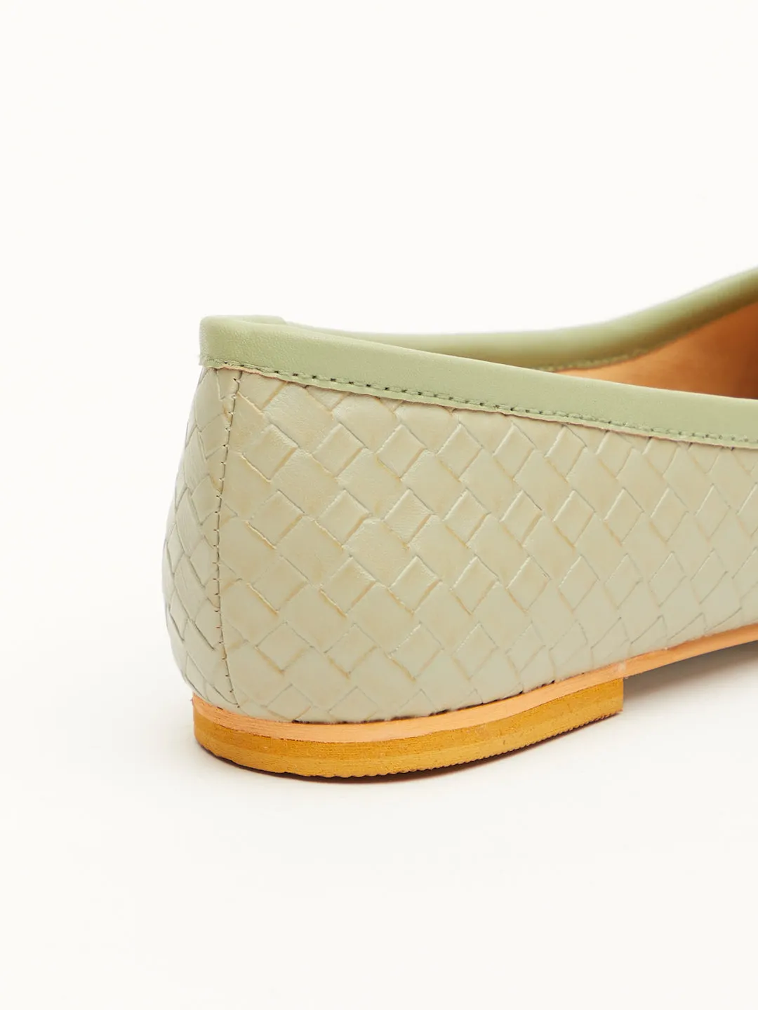 GOSSIP WOMENS GREEN MOCCASINS