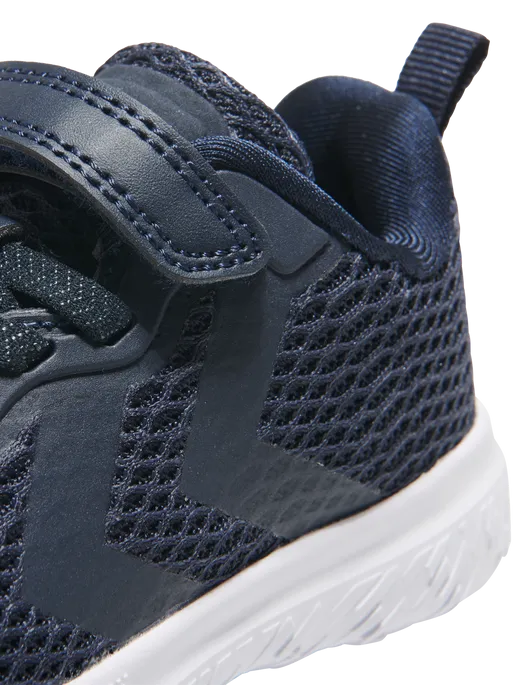 Hummel Actus Ml Infant Breathable Trainers with Mesh and Velcro Closure