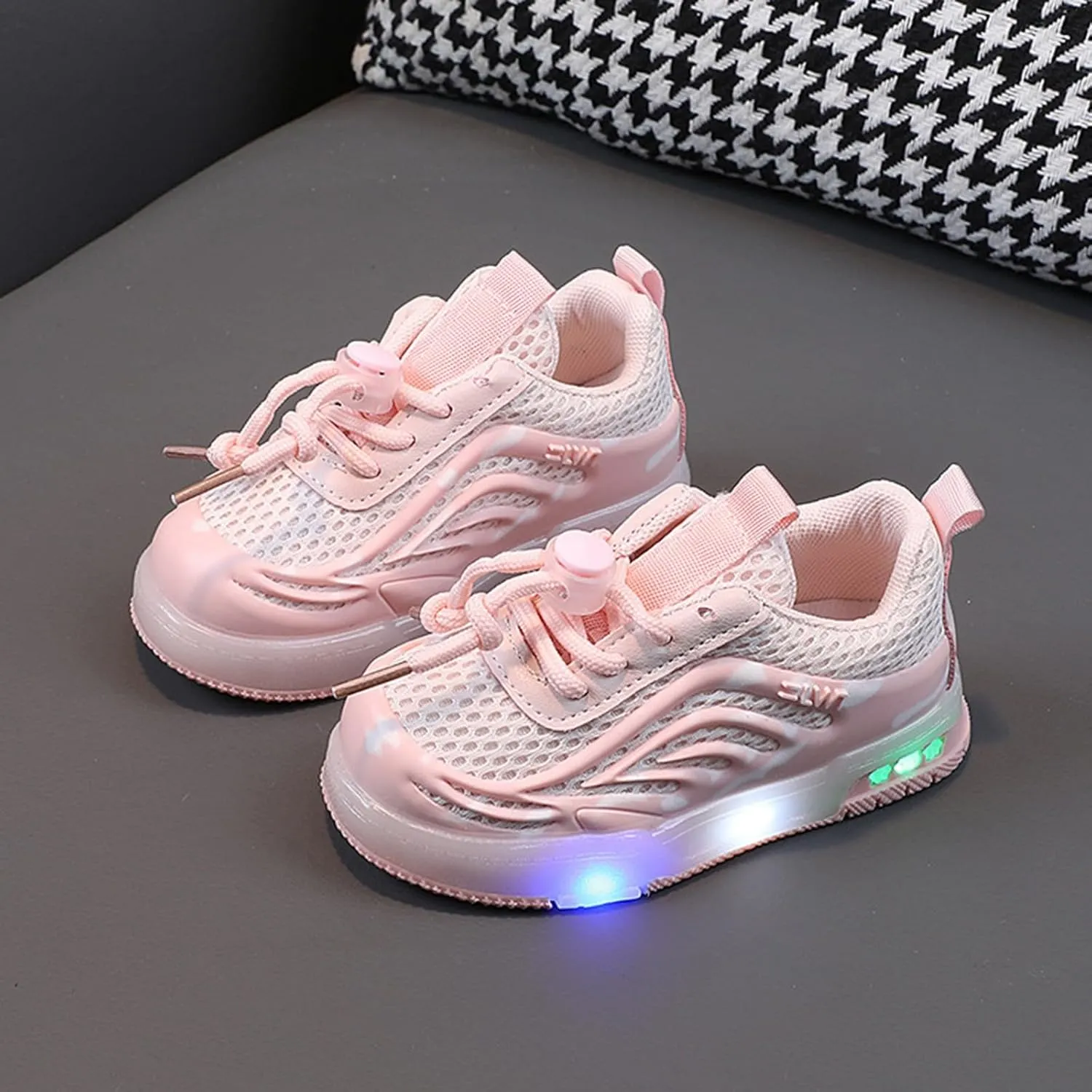 Kids LED Sneakers Light Up Shoes Boys Mesh Breathable Flash Sneakers Girls Adjustable Strap Glowing Luminous Shoes