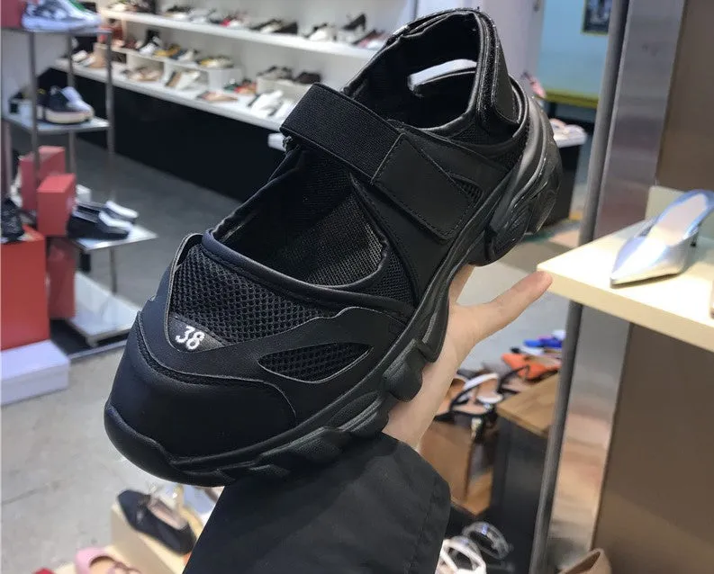 LUXE SEVEN DESIGN STRAP TRAINERS WITH CHUNKY SOLE