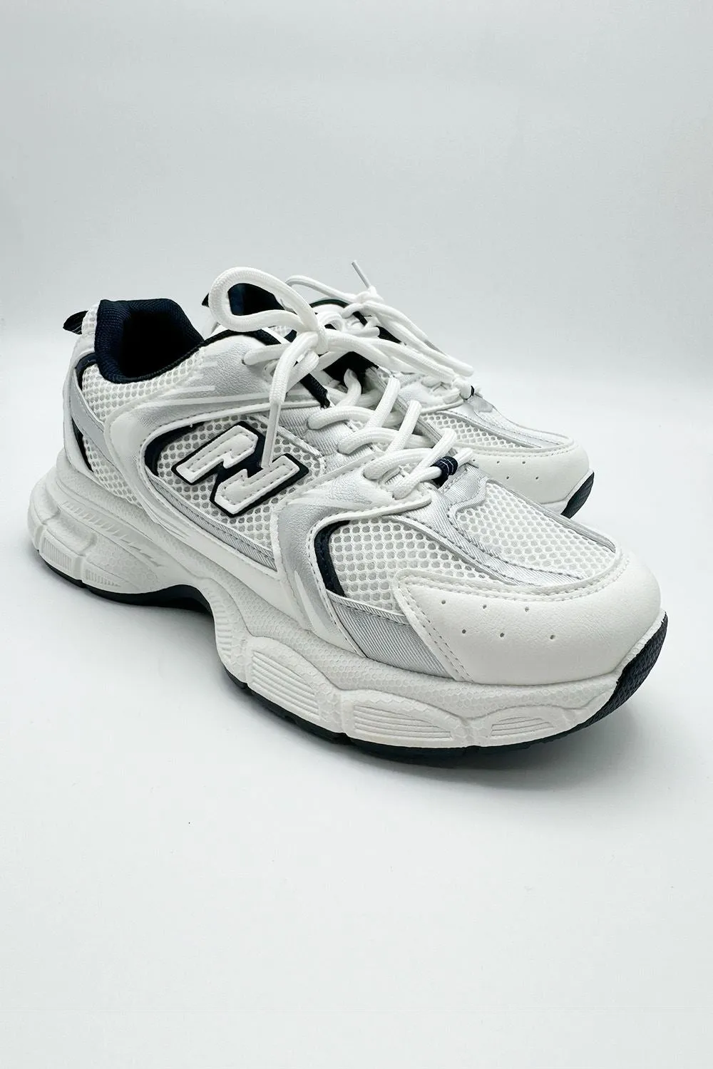 Novastride Mesh Lace-Up Trainers in White