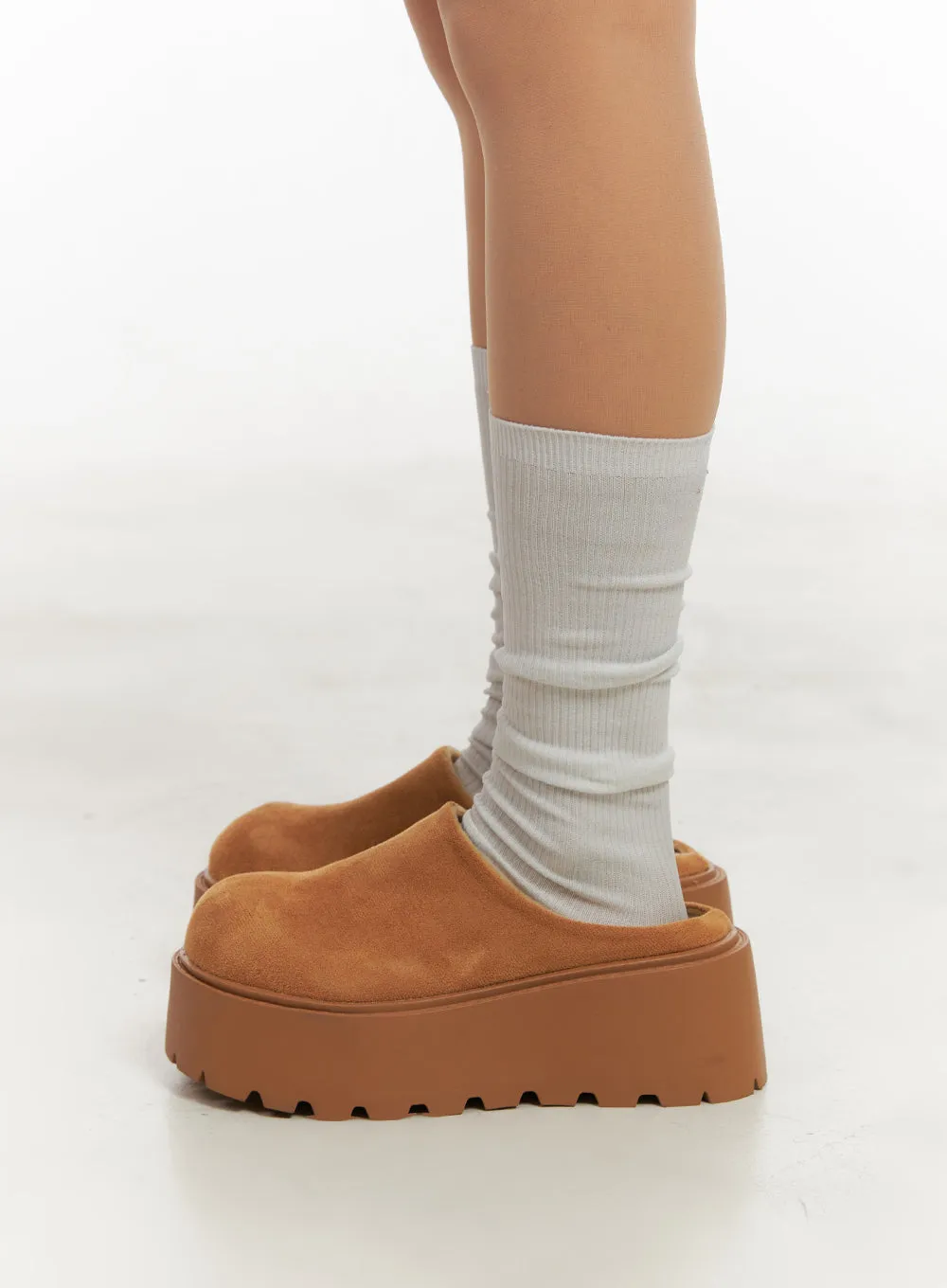 Suede Platform Mules IJ503