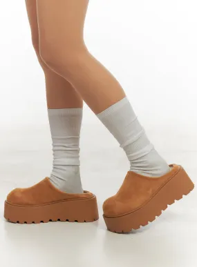 Suede Platform Mules IJ503