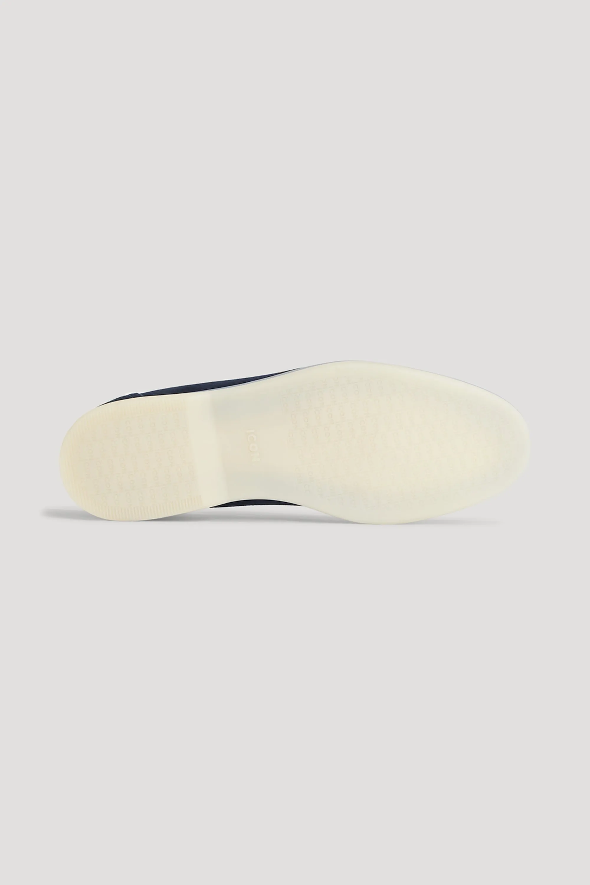 THE CLASSIC LOW LOAFER