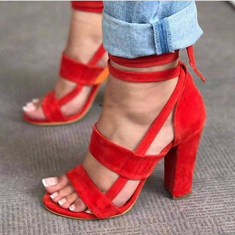 Women's lace-up chunky heels