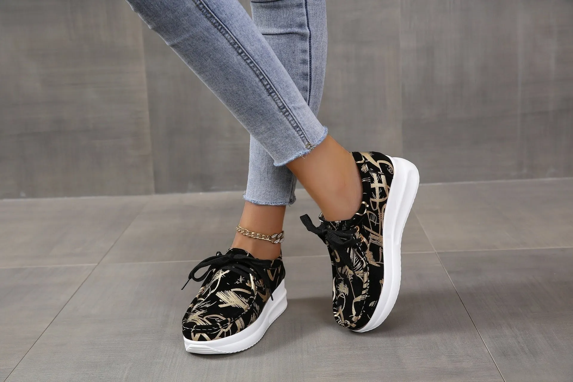 Women's printed chunky platform sneakers comfort lace-up sneakers